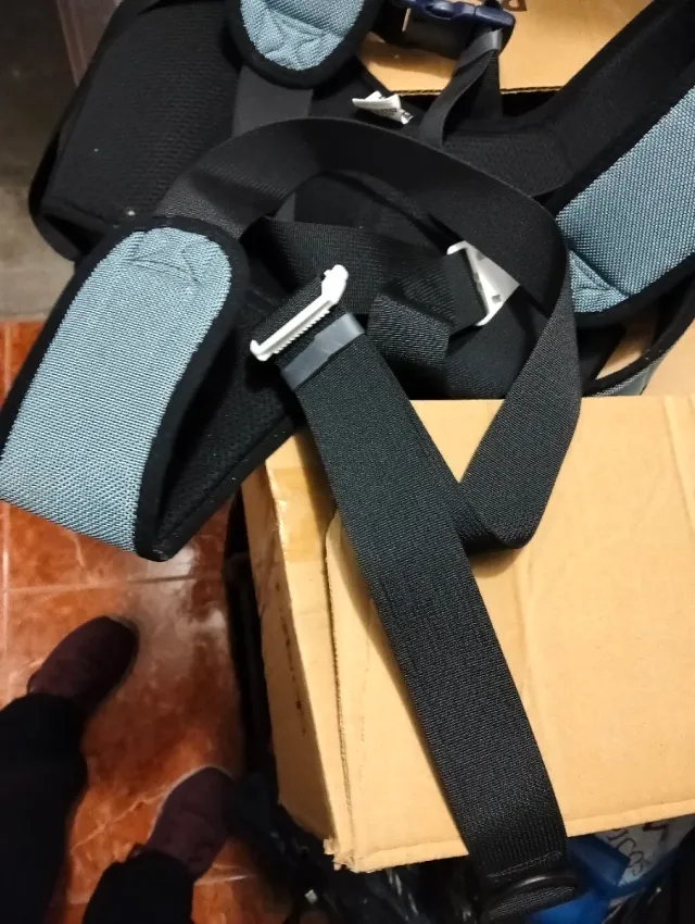 Peto de sujecion acolchado con cinta perineal