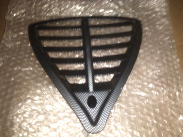 Rejilla delantera NRG