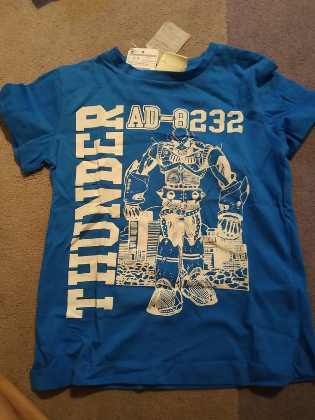 camiseta 2-3 años sin estrenar