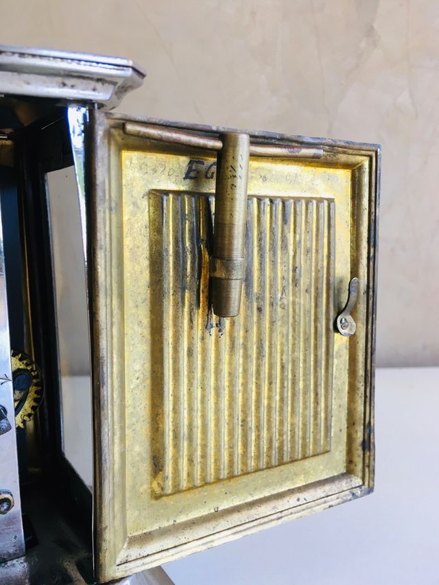 DESPERTADOR ALEMAN DE LATÓN PPIOS S. XX