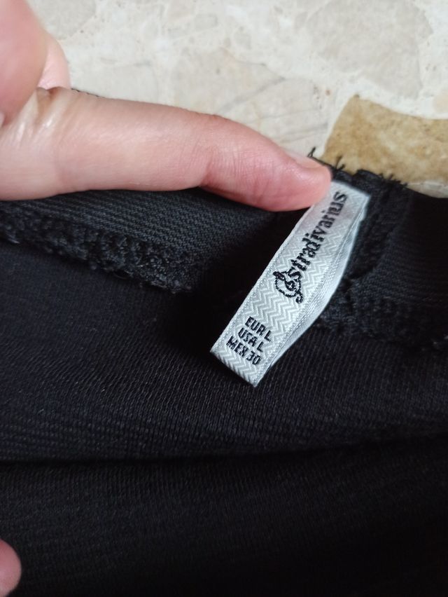 Falda tubo negra talla L