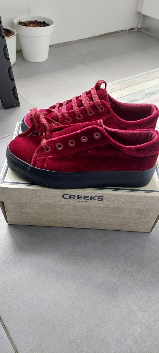 Zapatillas plataforma talla 33

