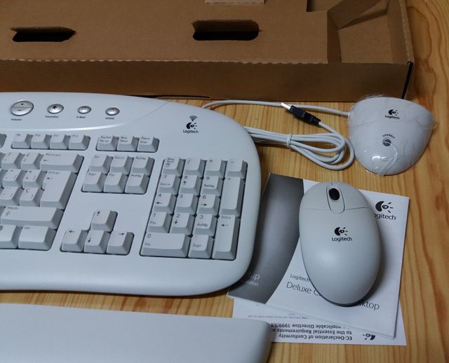 Teclado y Raton inalámbrico Logitec, Nuevo estrena