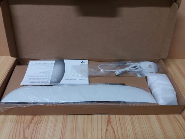 Teclado y Raton inalámbrico Logitec, Nuevo estrena