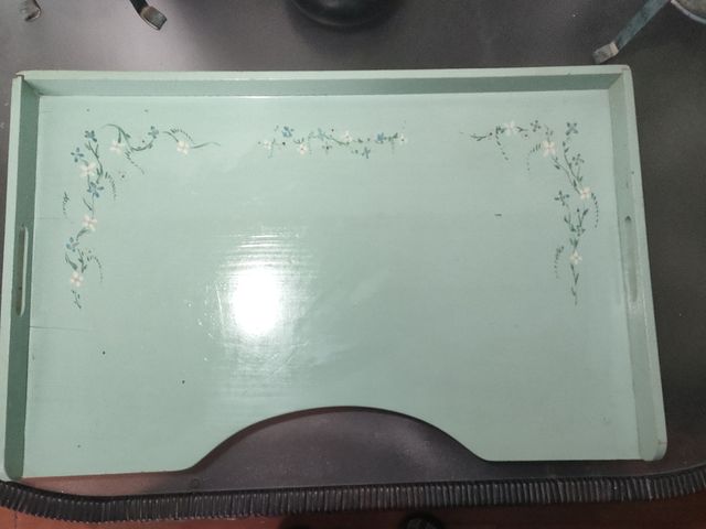 ANTIGUA CAMARERA O BANDEJA DE SERVICIO DE MADERA