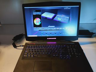 Ordenador portátil Alienware 17 de segunda mano por 420 € en Portátil alienware de segunda mano en WALLAPOP