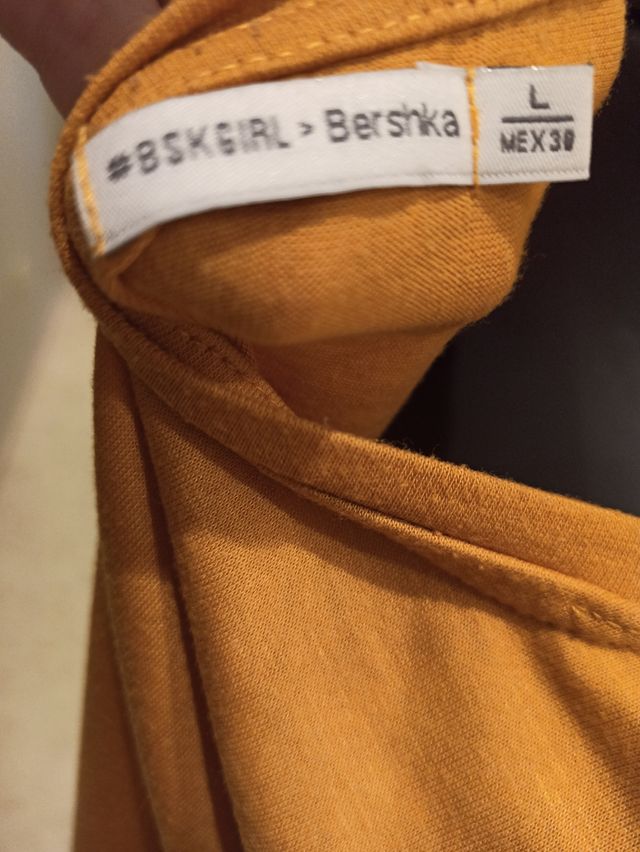 Camiseta mangas campana color mostaza talla L