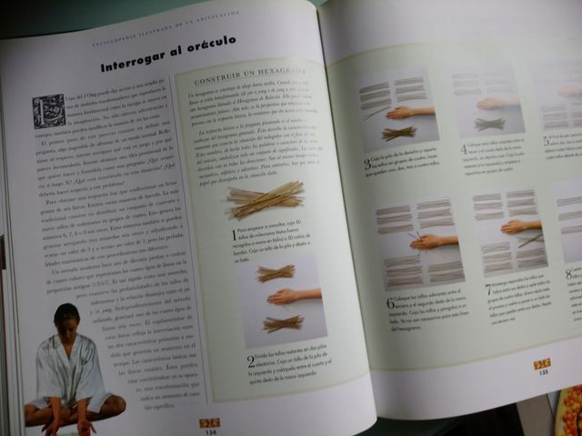 📚 Enciclopedia ilustrada de la adivinación