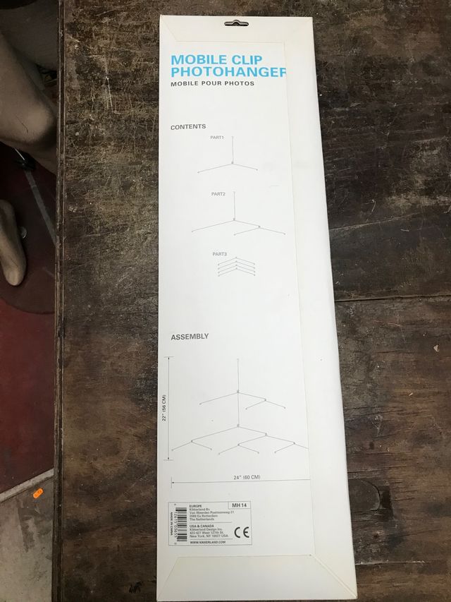 Móvil para fotos o postales Kikkerland