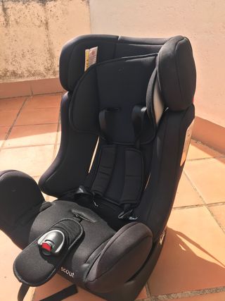 Silla de coche Grupo 2 con isofix de segunda mano en la Silla de coche Grupo 2 con isofix de segunda mano en la