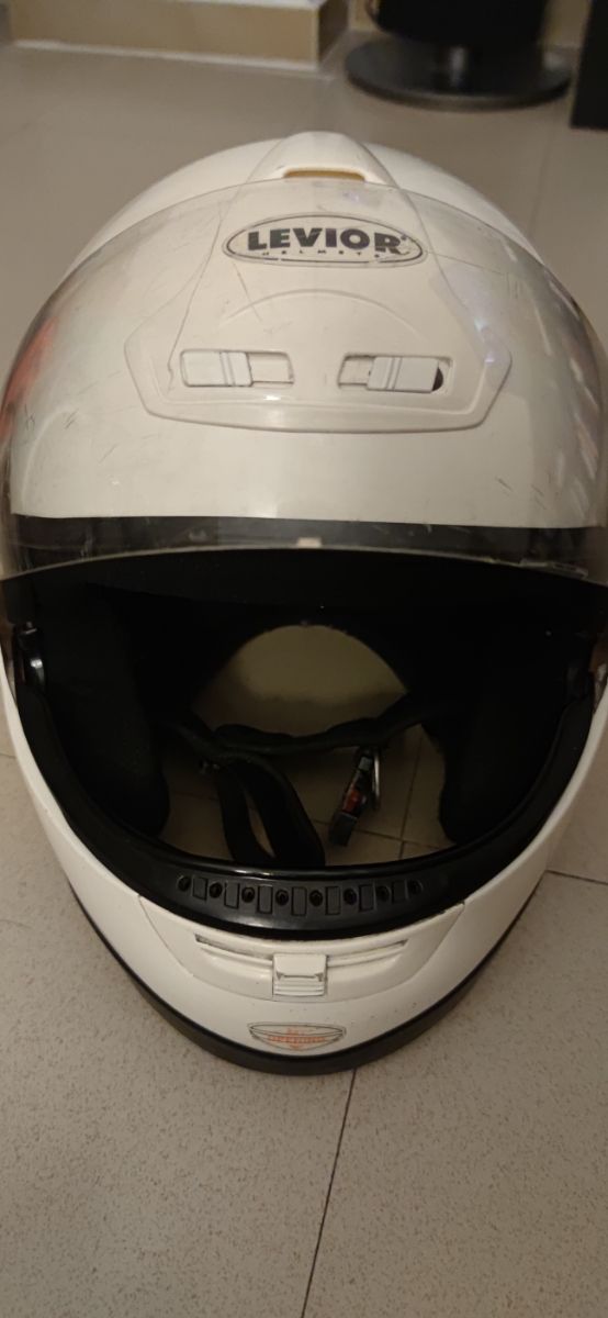 Casco Levior talla L