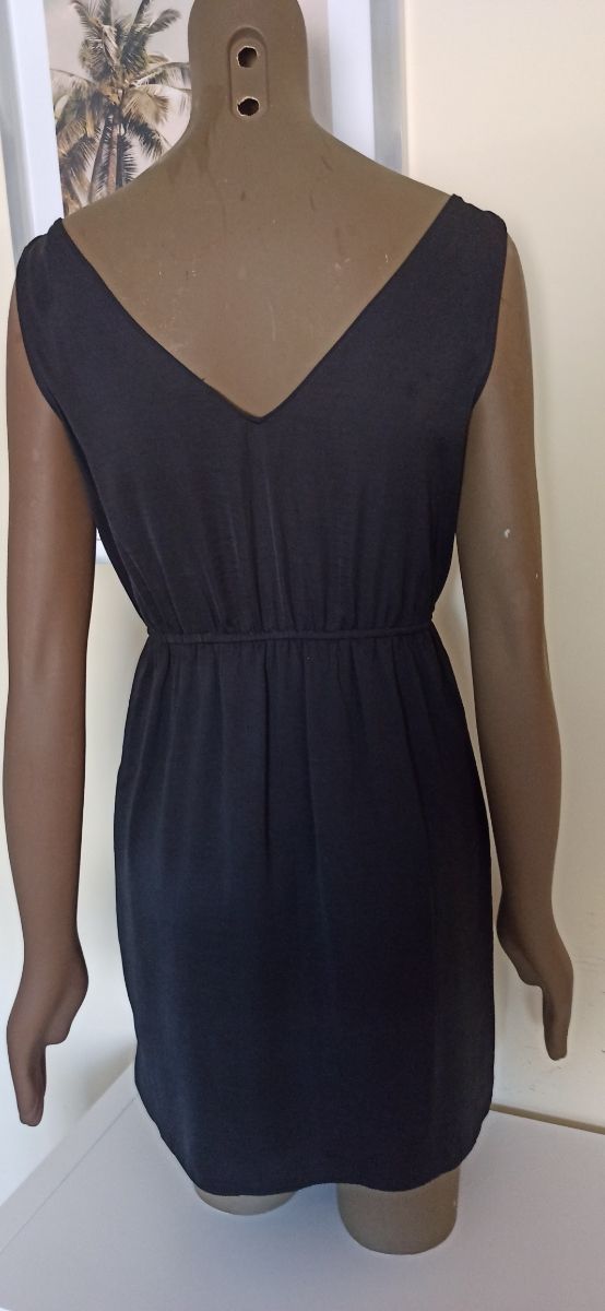 vestido negro.zara.talla s. nuevo