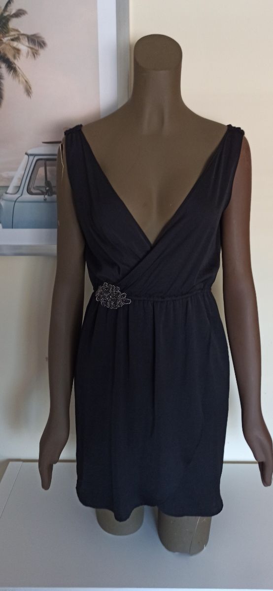 vestido negro.zara.talla s. nuevo