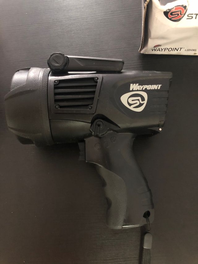Linterna streamlight waypoint pistol