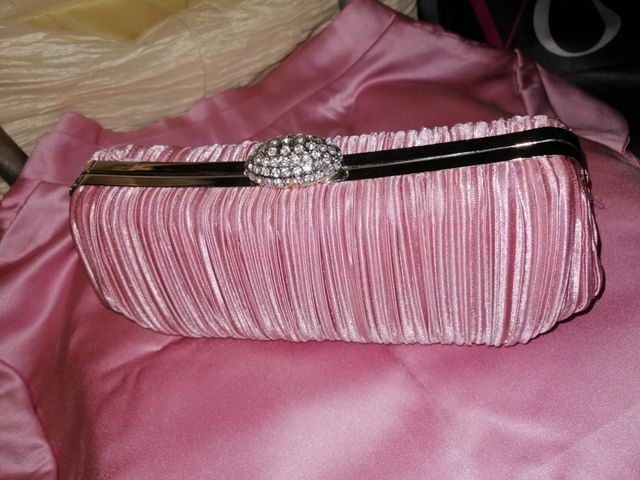 bolso de mano y manoletinas 