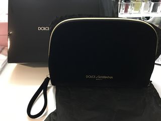 Neceser Terciopelo Dolce\u0026amp;Gabbana negro de segunda mano por 18 EUR en La  Fortuna en WALLAPOP