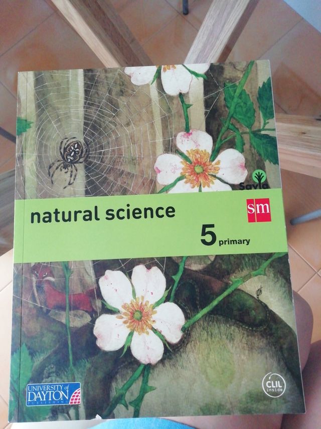 Libro de Natural science 5° primaria