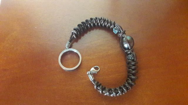 Anillo acero y pulsera cuero
