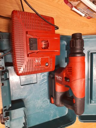 Taladro percutor de 36v hilti de segunda mano por 170 EUR en Barcelona en  WALLAPOP