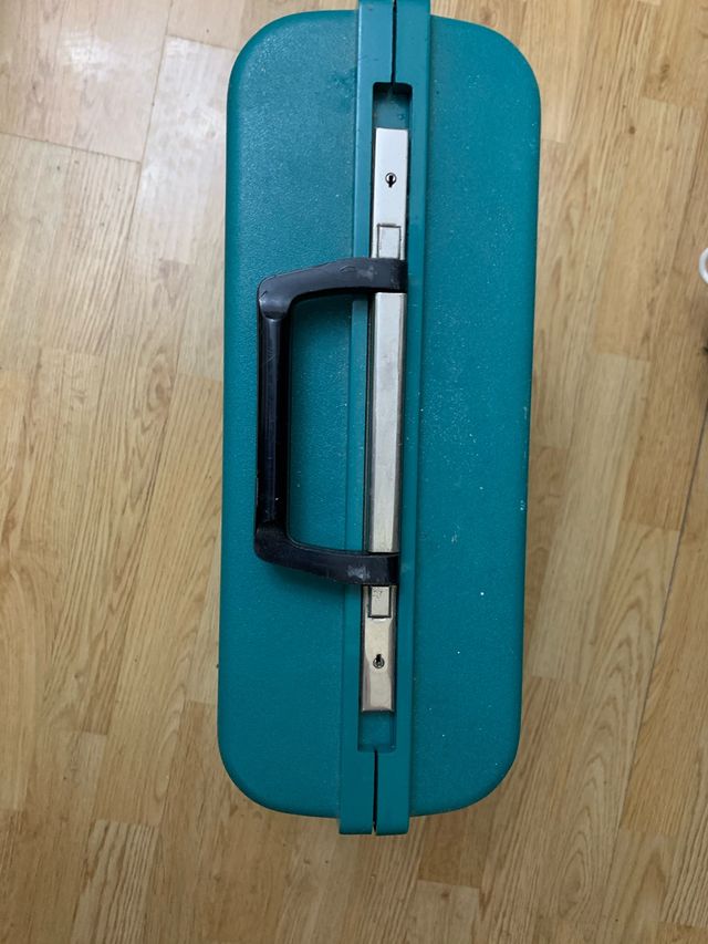 Máquina de escribir Olivetti Modelo Estudio 45