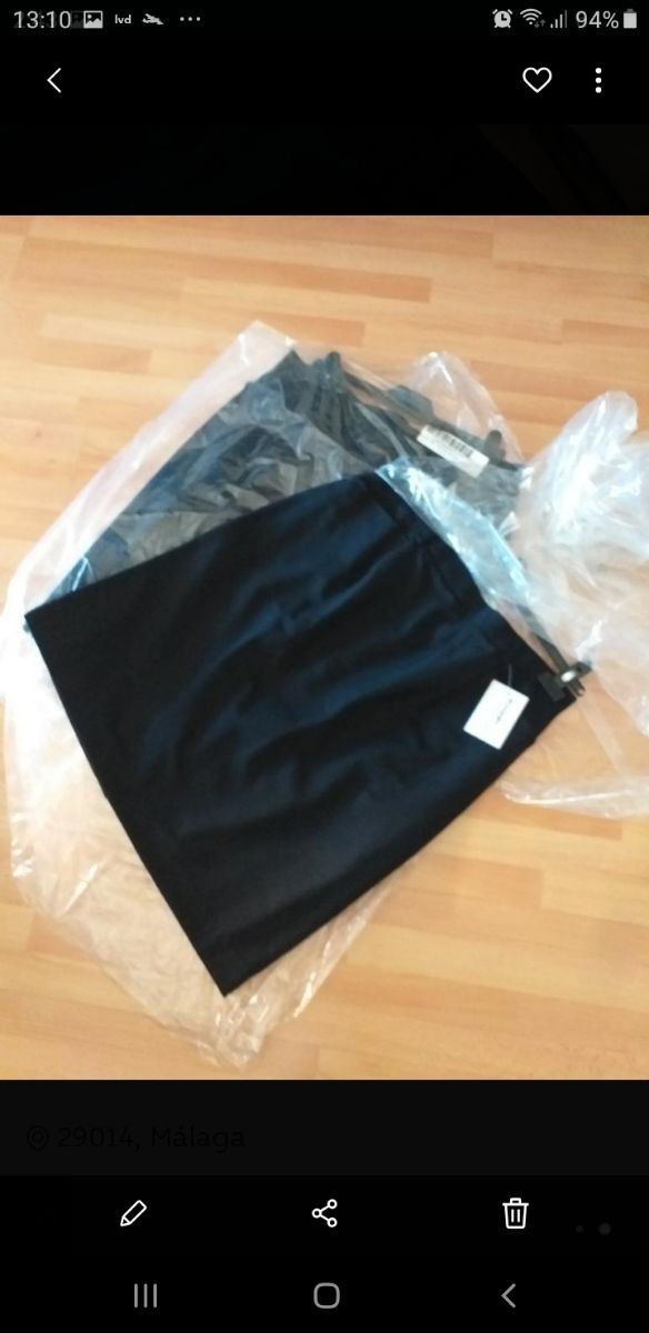 cama con canapés incorporado y luz de LED