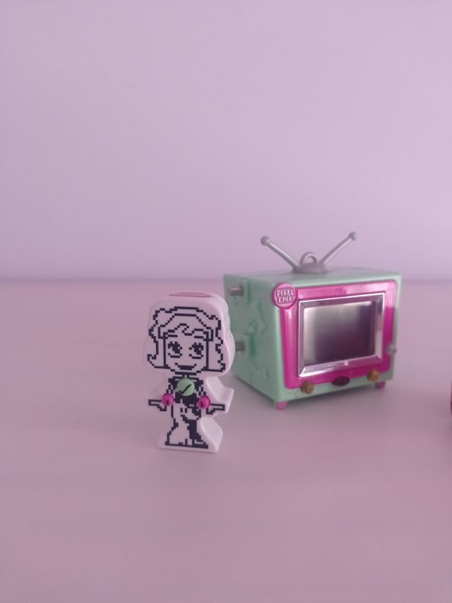 Pixel chic TV