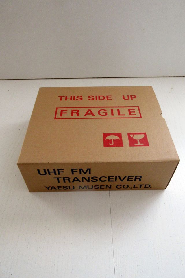 Emisora Yaesu FTC-4610 NUEVA para coleccionistas