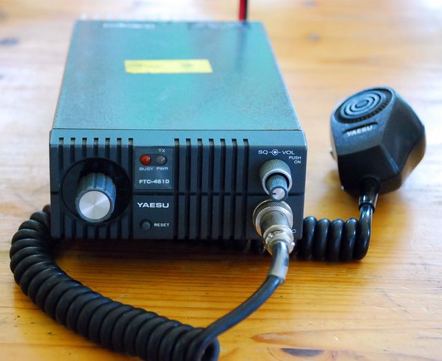 Emisora Yaesu FTC-4610 NUEVA para coleccionistas