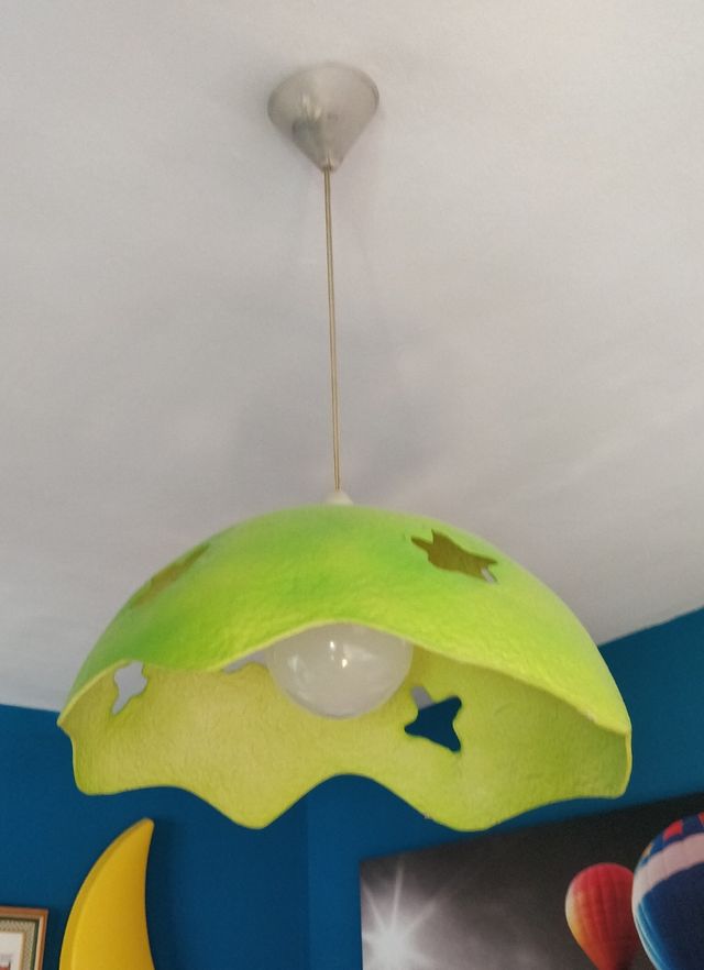 Lámpara para cuarto infantil