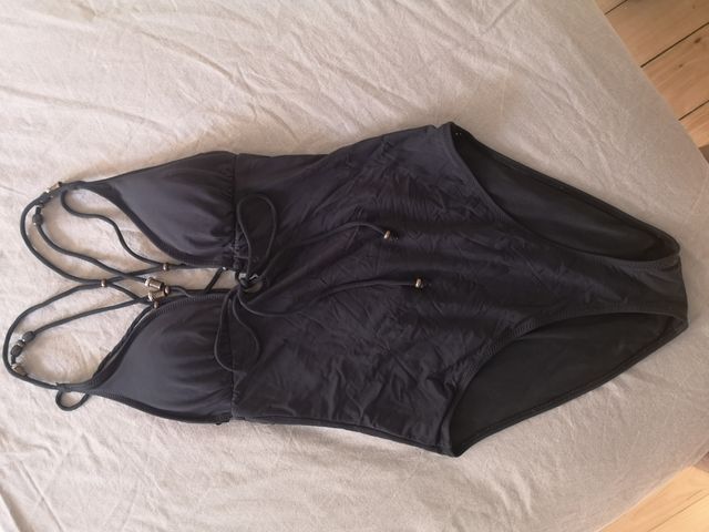 bonito bañador de diseño