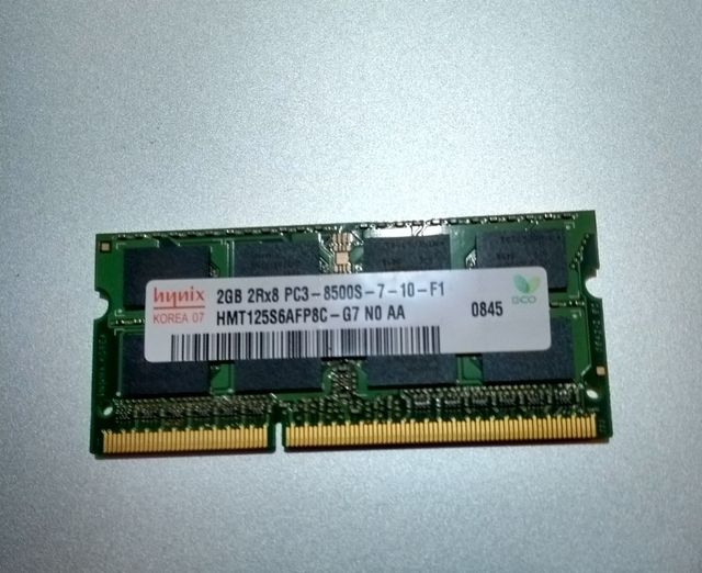 Memoria Ram Hynix 2GB PC3-8500S. HMT125S6BFR8C-G7