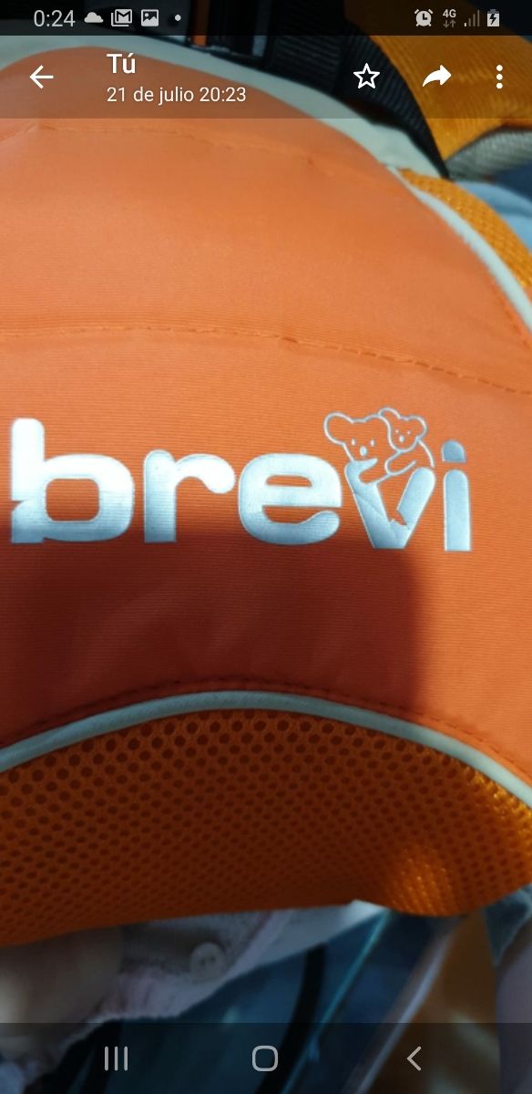 mochila portábebes marca Brevi