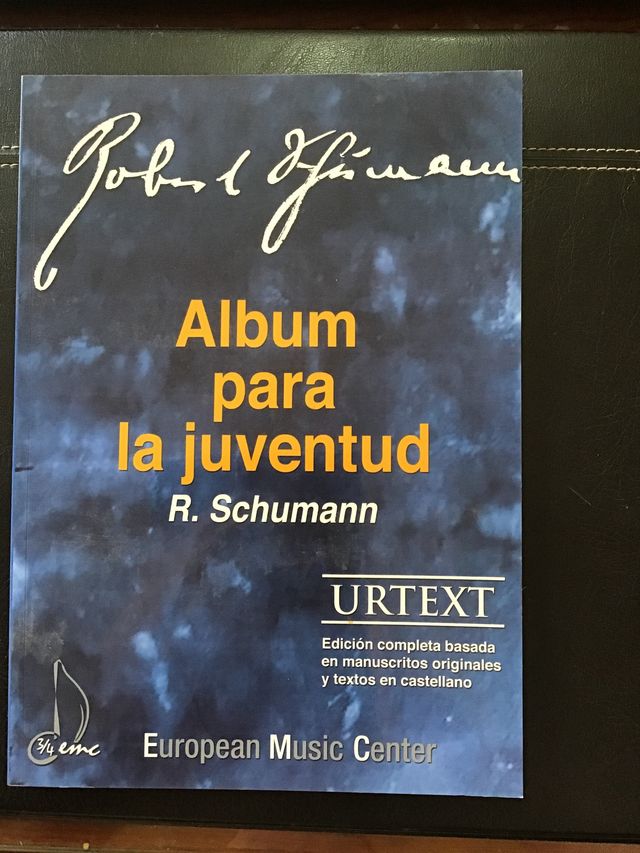 Álbum para la juventud