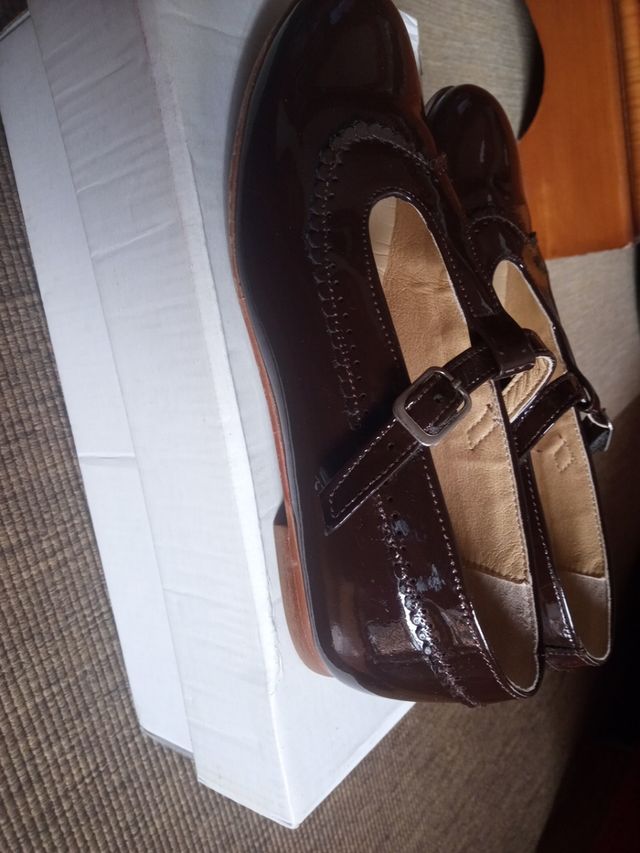 pepito charol marron chocolate