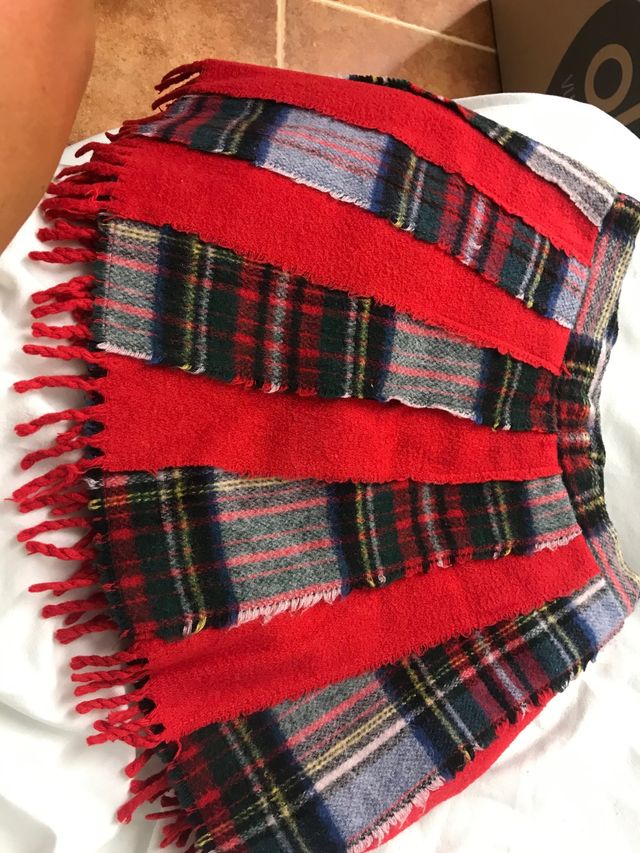 Falda de cuadros escoceses