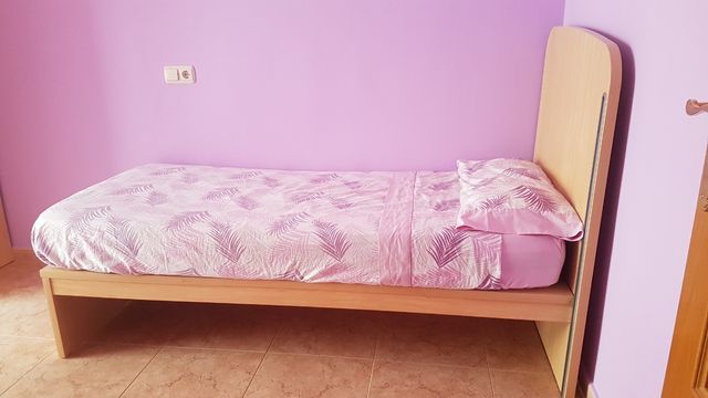 Cama de 1,90 + mesita + cama supletoria