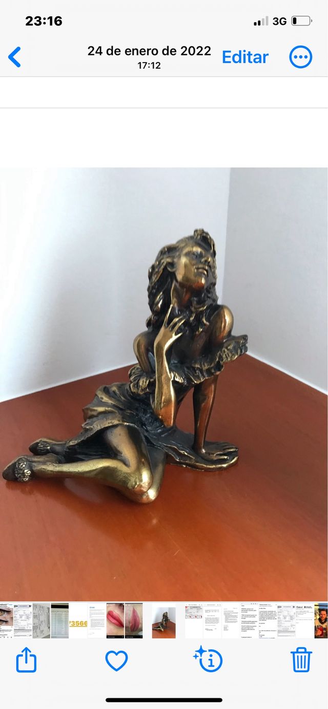 Figura color de Bronce