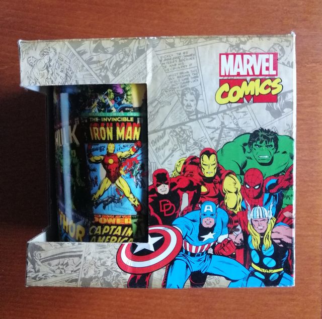 Taza Marvel