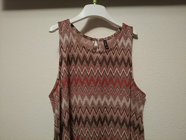 Abito senza maniche di Stradivarius