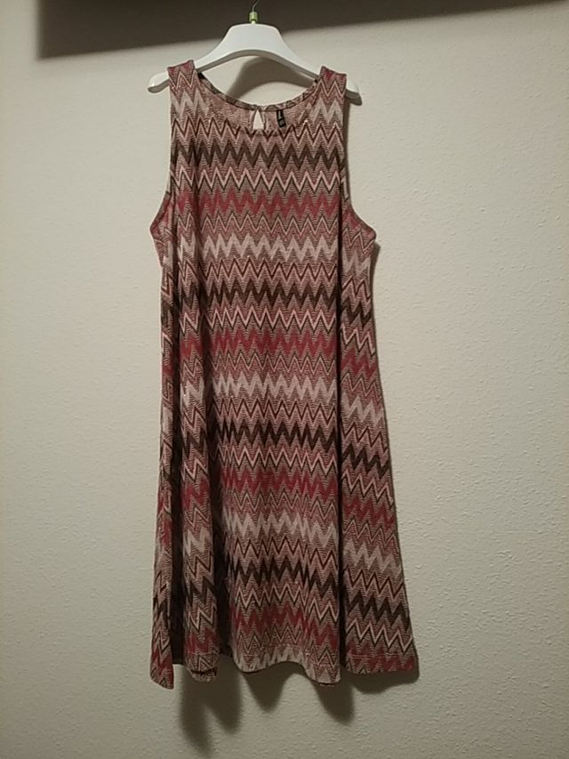 Abito senza maniche di Stradivarius