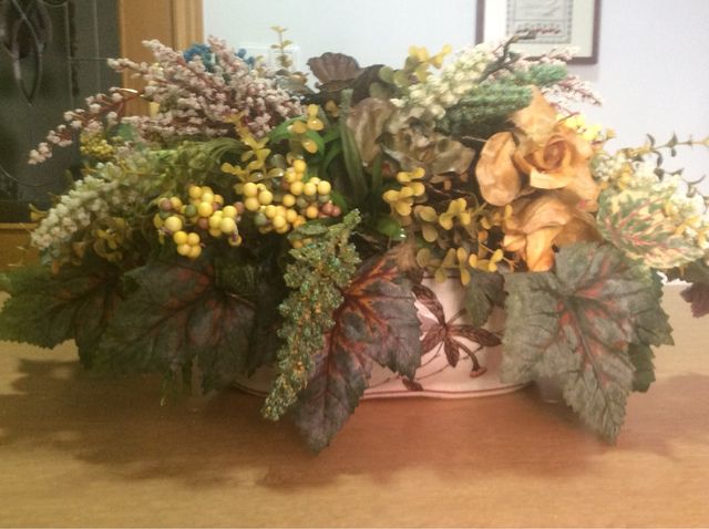 CENTRO DE MESA,DE CERÁMICA,COMO NUEVO