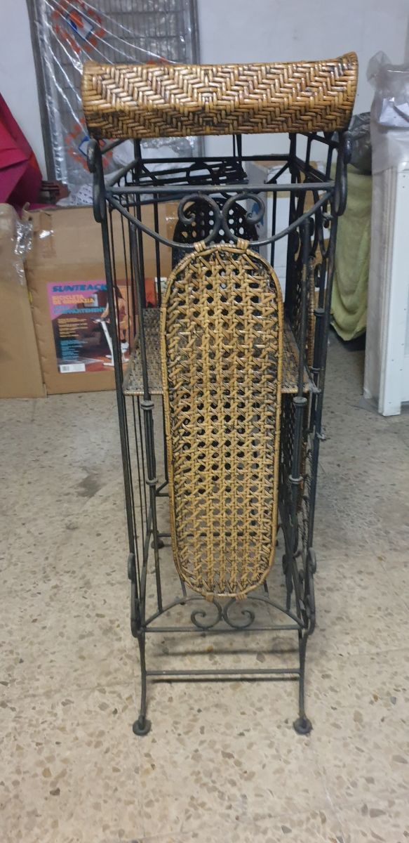 Botellero de Forja y Mimbre