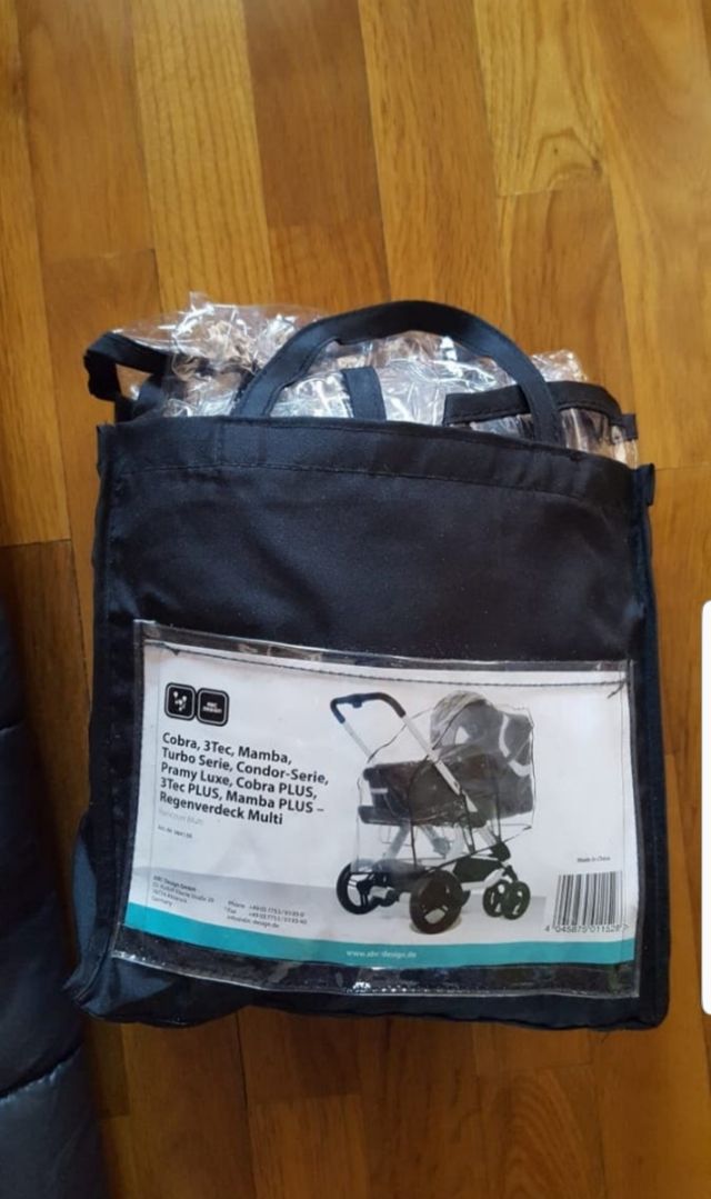 Carro, grupo cero y silla.