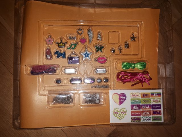 Forever Fashion: Crea tus joyas CIFE