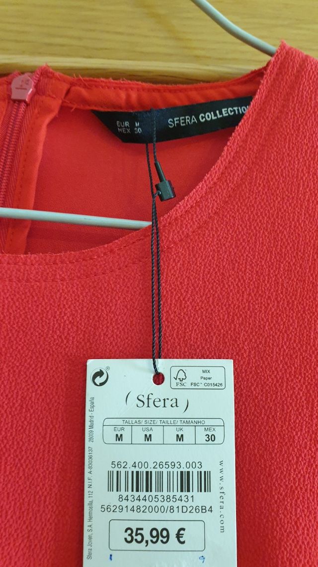 vestido rojo, sin usar, etiqueta puesta