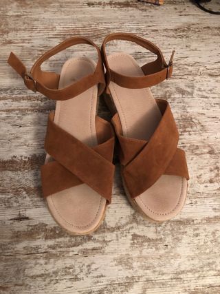 Sandalias T40 Women\\'Secret de segunda mano por 10 EUR en Sant Vicenç de  Montalt en WALLAPOP