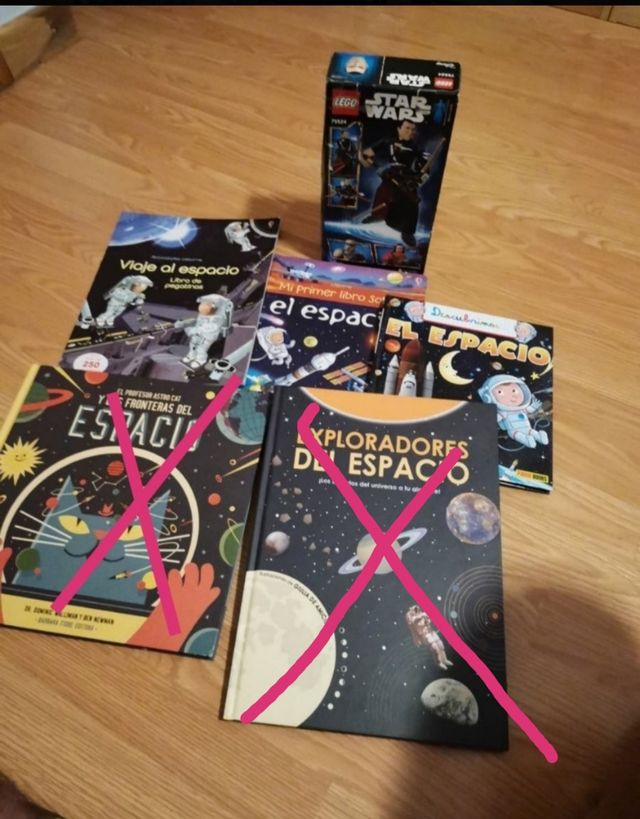 Set de libros  sobre el espacio + Lego Star Wars