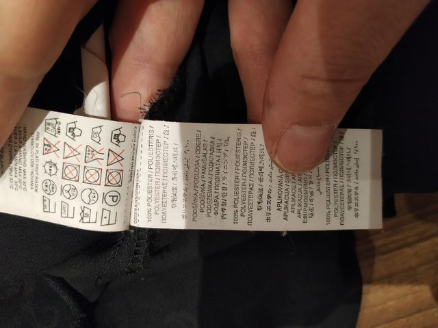 Vestido de Mango talla S. Negro y beige.