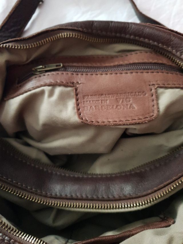 bolso en piel marron