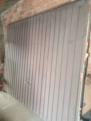 Cerradura puerta basculante de segunda mano en WALLAPOP